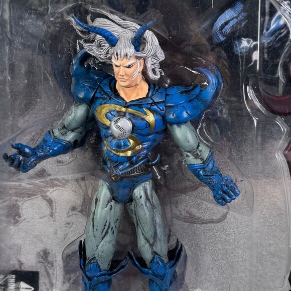 Solarlord Hyper Detail Action Figure 9 inches tall D-Boy 1999 - Picture 3 of 6